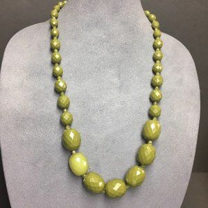 Faceted Graduated Necklace Olive Green As Is Silver Chain Lobster Retro Vintage